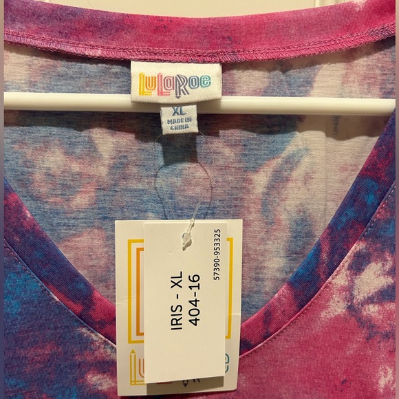 Xl Lularoe Iris Top - Picture 2 of 5